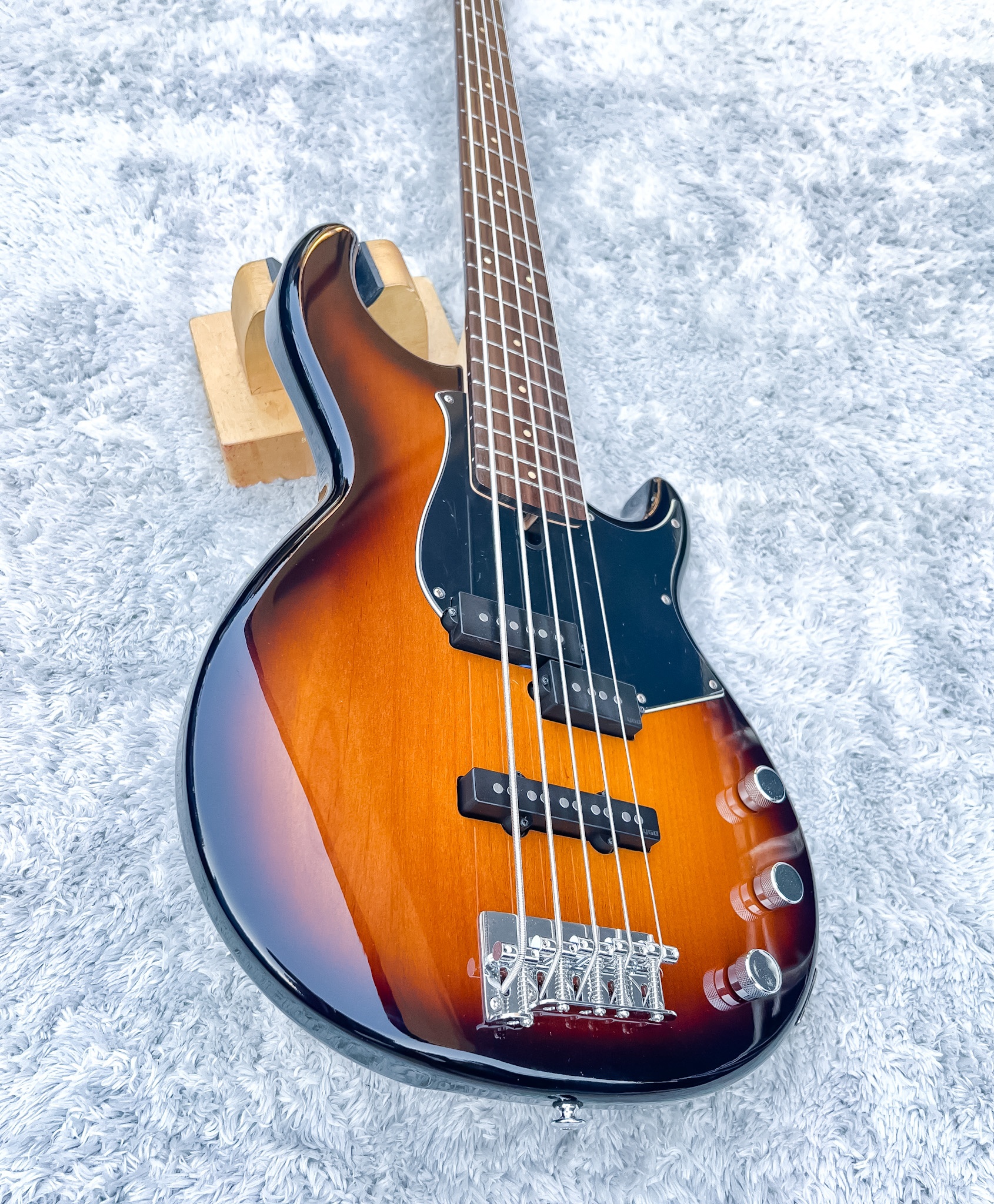 Yamaha BB 435 5 Cordas Ano 2022 Indonésia